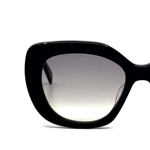 New!!! CELINE Sunglasses CL40226U 01FA Authentic main image 5